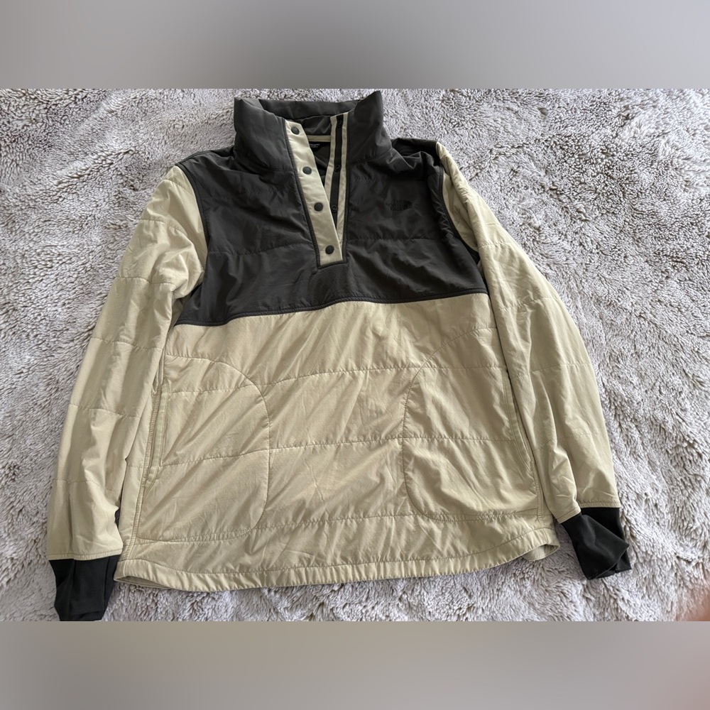 North Face mountain sweatshirt gray cream size large